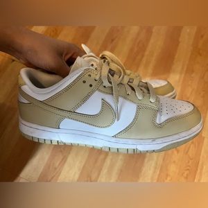 Nike Dunk Low ‘Team Gold’